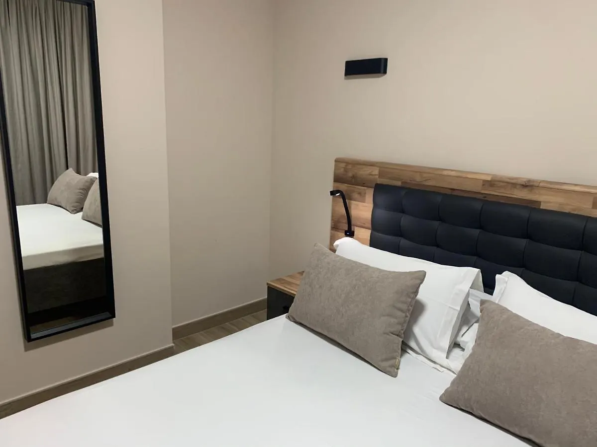 Nerjarooms 2*, Nerja Hiszpania