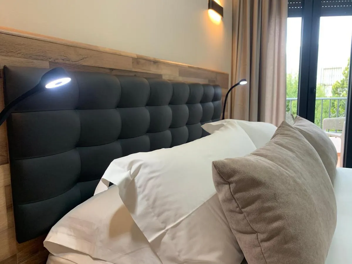 ** Guest house Nerjarooms Spain